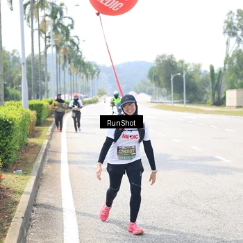 Runner Photo 6950450