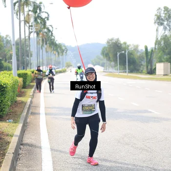 Runner Photo 6950451
