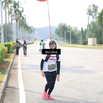 Runner Photo 6950454