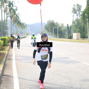 Runner Photo 6950457