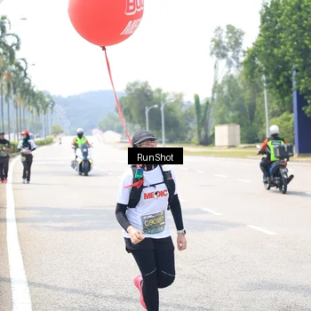 Runner Photo 6950463