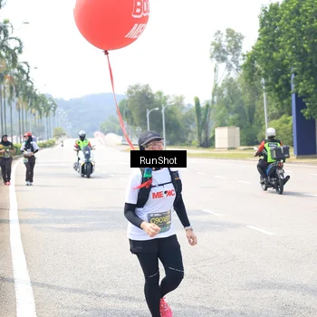 Runner Photo 6950464