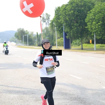 Runner Photo 6950480