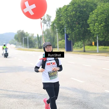 Runner Photo 6950481