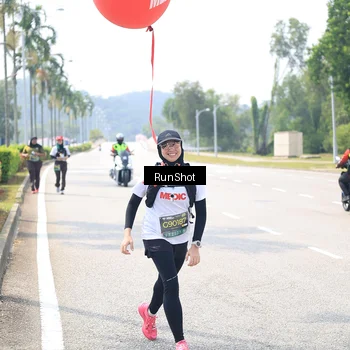 Runner Photo 6950486
