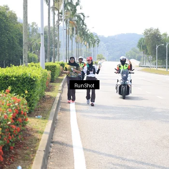 Runner Photo 6950518