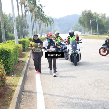 Runner Photo 6950538