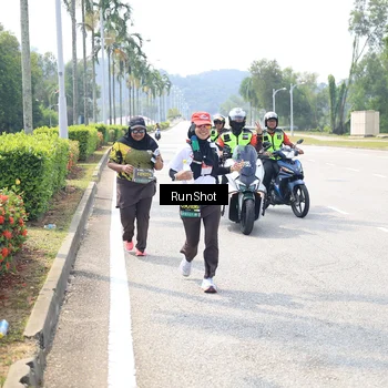 Runner Photo 6950552