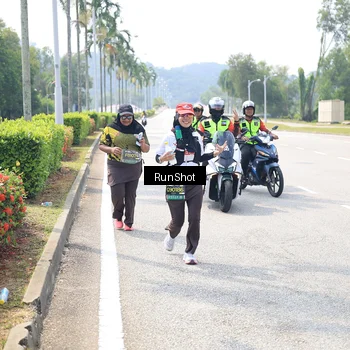Runner Photo 6950553