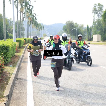 Runner Photo 6950557