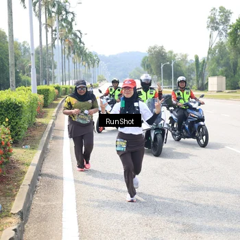 Runner Photo 6950558