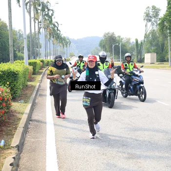 Runner Photo 6950559