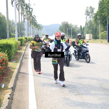 Runner Photo 6950562