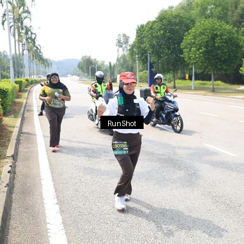 Runner Photo 6950580