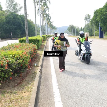 Runner Photo 6950588