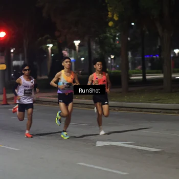 Runner Photo 6950688