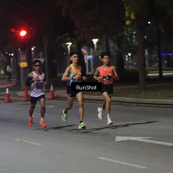 Runner Photo 6950689