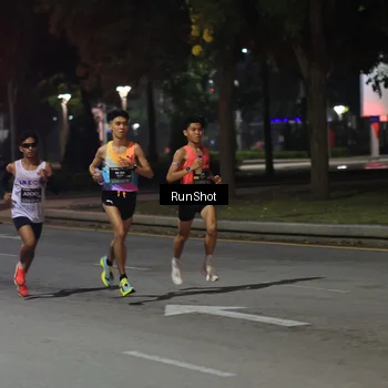 Runner Photo 6950691