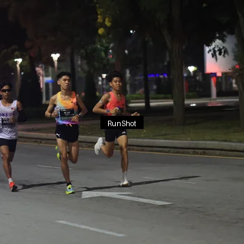 Runner Photo 6950695