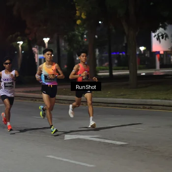 Runner Photo 6950700