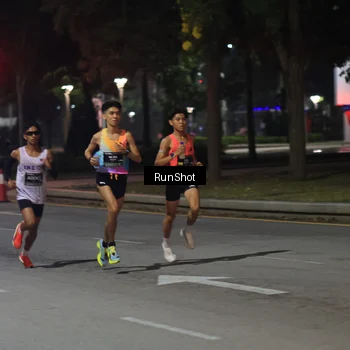 Runner Photo 6950701
