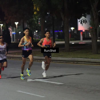 Runner Photo 6950702