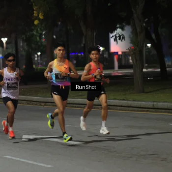 Runner Photo 6950712