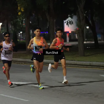 Runner Photo 6950714