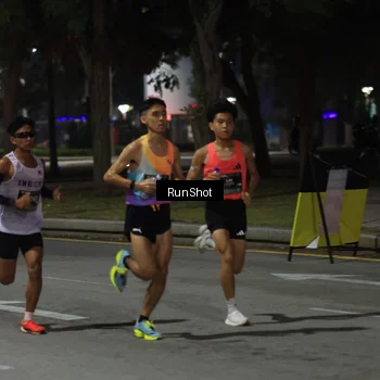 Runner Photo 6950726