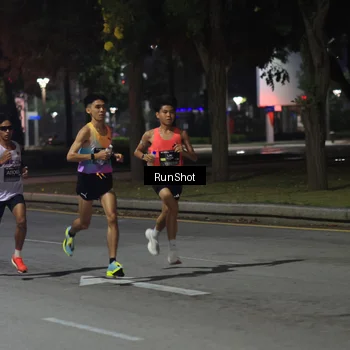 Runner Photo 6950727