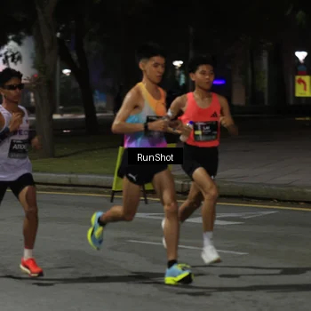 Runner Photo 6950742
