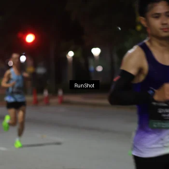 Runner Photo 6950755