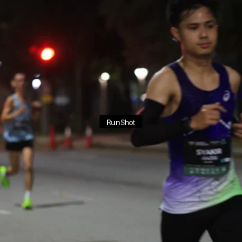 Runner Photo 6950771