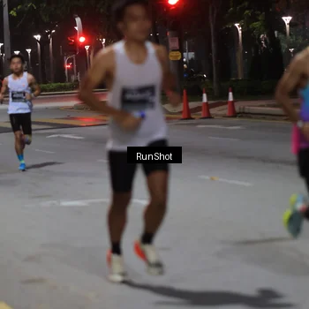 Runner Photo 6950799