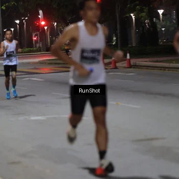 Runner Photo 6950801