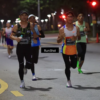 Runner Photo 6950807