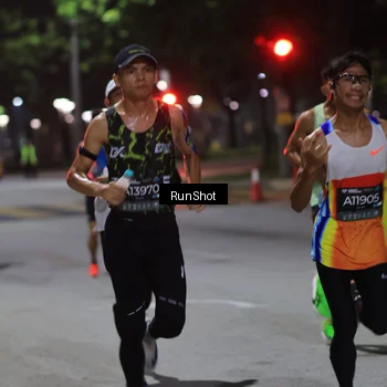 Runner Photo 6950831