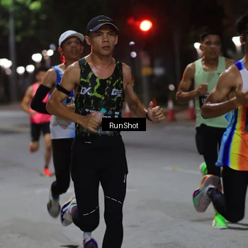 Runner Photo 6950838