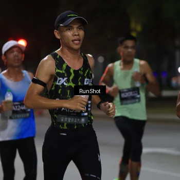 Runner Photo 6950843