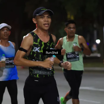 Runner Photo 6950848
