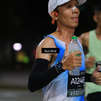 Runner Photo 6950874
