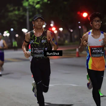 Runner Photo 6950882