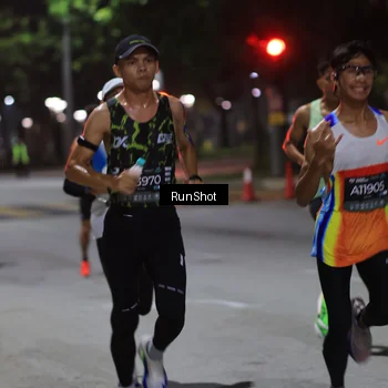 Runner Photo 6950895