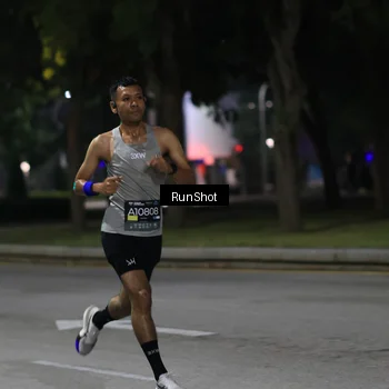 Runner Photo 6950902