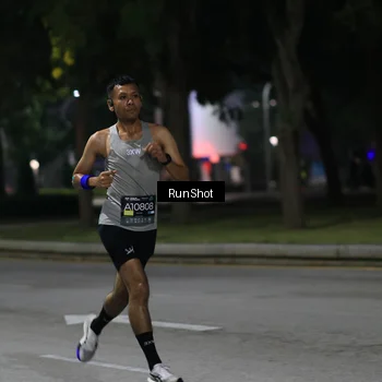 Runner Photo 6950903