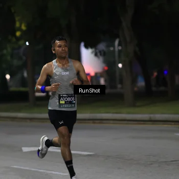 Runner Photo 6950905