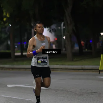 Runner Photo 6950907