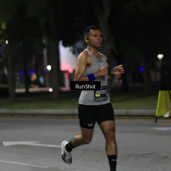 Runner Photo 6950912