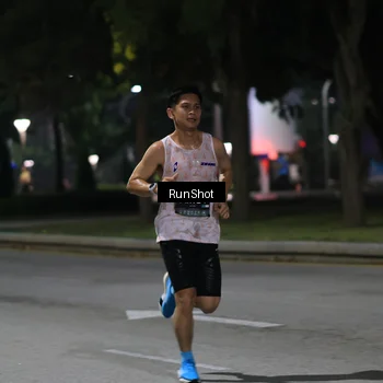 Runner Photo 6950924