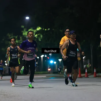Runner Photo 6950991